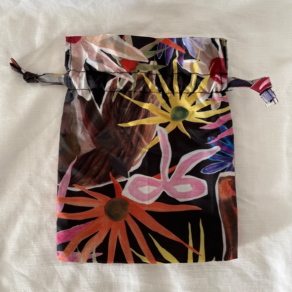 Baggu Drawstring Pouch - Horse Collage by Jessica Williams - Picture 2 of 3